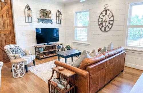 Batesville House | The Barn at Haden