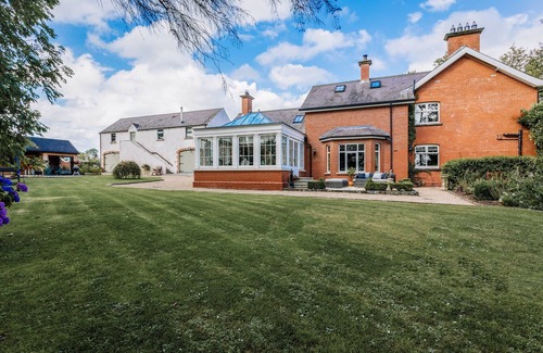 Dromore Apartment | The Barn at Lisnacurran, Hot Tub & Sauna