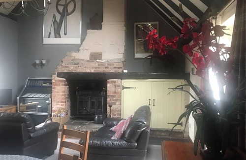 Stourbridge House | The Barn at New Wood Farm