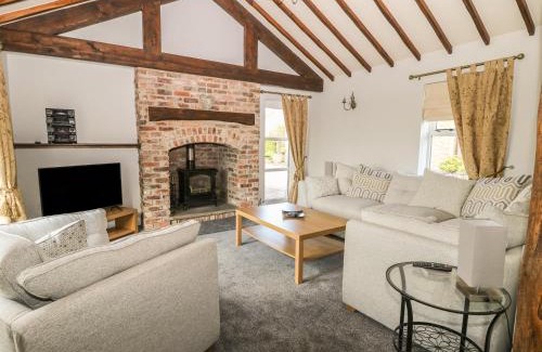 York House | The Barn at Orchard Farm