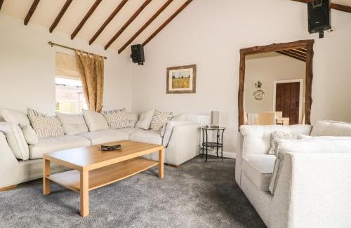 York House | The Barn at Orchard Farm