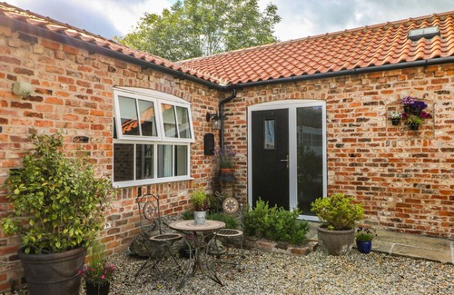 York Cottage | THE BARN AT ORCHARD FARM, character holiday cottage in York