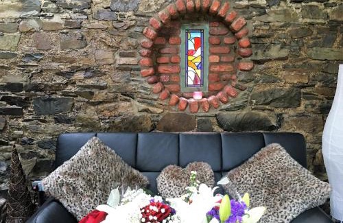 Downpatrick House | The Barn at Pink Cottage