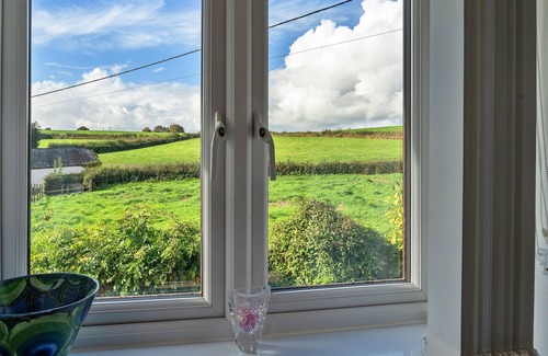 Cornwall House | The Barn at Prowses Farm by Interhome