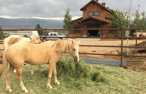 Fairview House | The Barn at Sage Canyon Ranch - Special Events