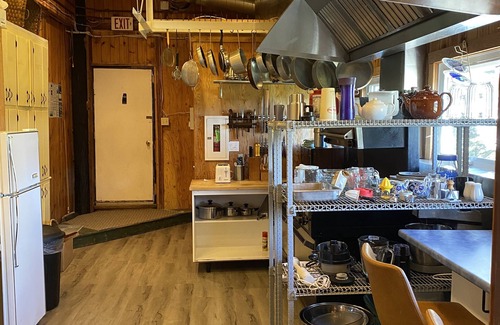 Little Pond Hotel | The Barn at Spry Point