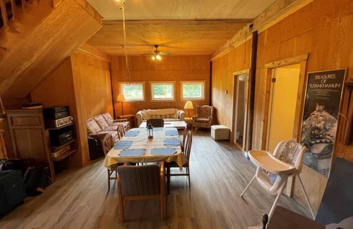 Little Pond Hotel | The Barn at Spry Point