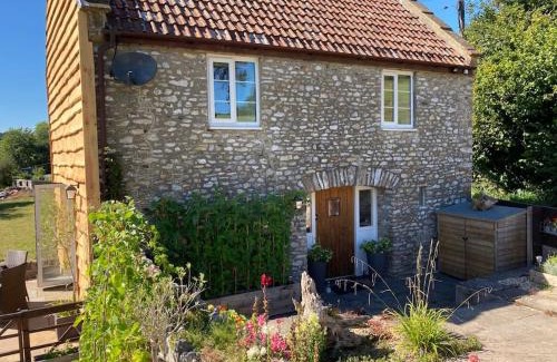 Chard House | The Barn at Tanlake