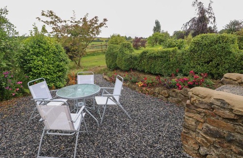 Amroth Apartment | The Barn - Cosy cottage with Countryside views