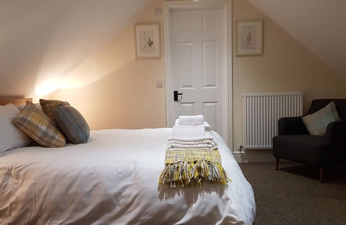 Shepshed Bed & Breakfast | The Barn Courtyard