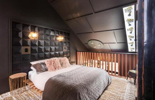 Bowentown Apartment | The Barn, designers dream beach hideaway