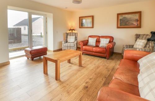 Airdrie House | The Barn, Drumbow Farm