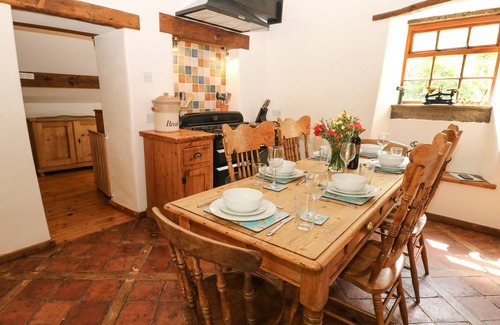 Millers Dale Cottage | THE BARN, family friendly, character holiday cottage in Tideswell