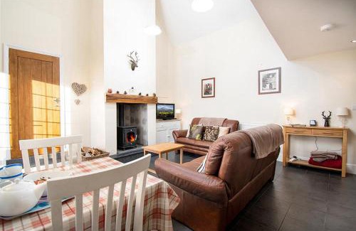 Llanuwchllyn House | The Barn