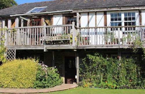 Dittisham House | The Barn
