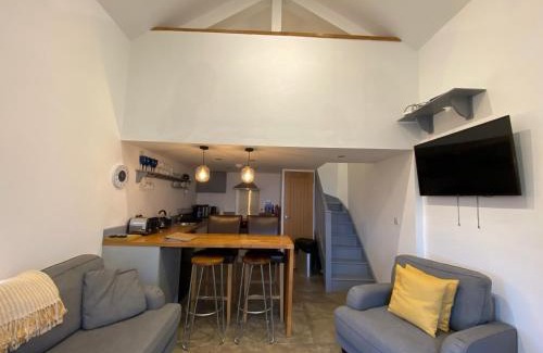 Stoney Middleton Apartment | The Barn