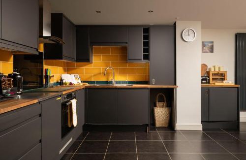 Neyland House | The Barn