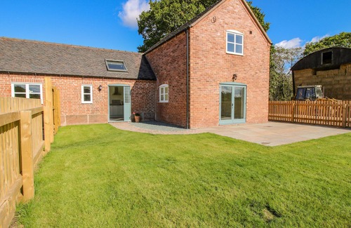 Stanton Upon Hine Heath Cottage | The Barn
