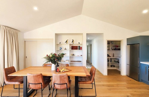 Hot Water Beach House | The Barn Hot Water Beach, The Barn Hot Water Beach