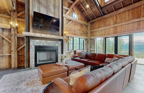 Dayton House | The Barn House