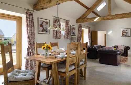 Banbury House | The Barn @ Laurel Farm