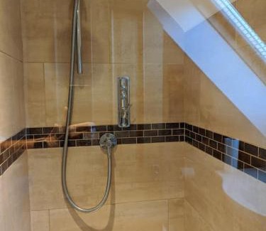 New Forest District House | The Barn New Forest Free Paddle boarding & free Zip wire.