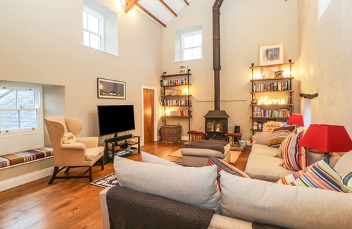 Matfen House | THE BARN, pet friendly, character holiday cottage in Matfen
