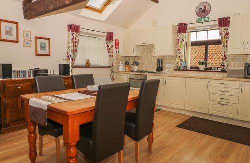 Buckton Cottage | THE BARN, pet friendly, character holiday cottage in Burton Fleming