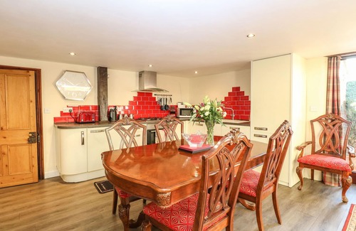 Thetford Cottage | THE BARN, pet friendly, character holiday cottage in Saham Hills