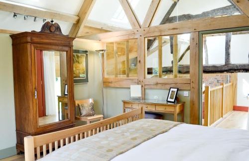 Winchcombe House | The Barn Reborn - Nrp
