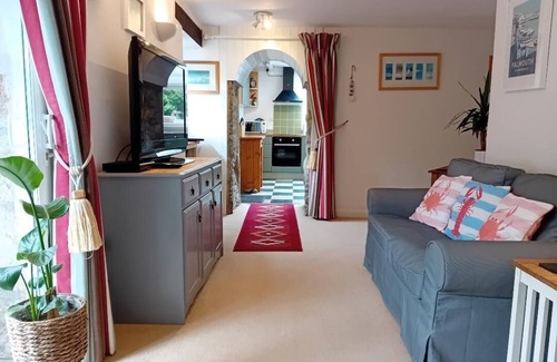 Chysauster Cottage | The Barn, rural St Ives, dog friendly, ground floor