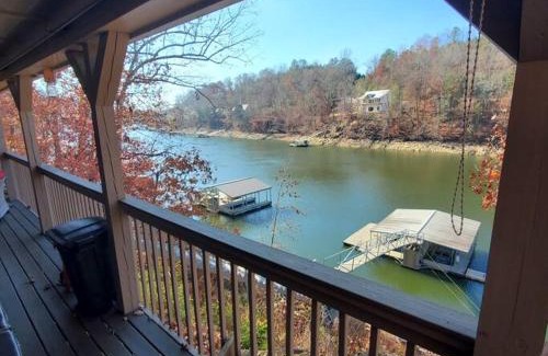 Arley House | The Barnacle House-Close to water Quality Fun!