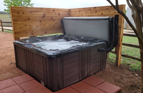 Grapetown House | The Barnhouse for 4 @ TimberRose Ranch FBG TX
