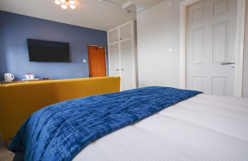 Litton Hotel | The Barrel Inn