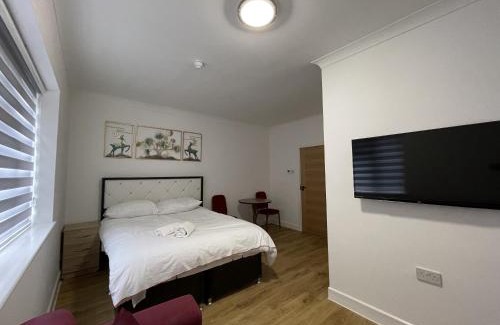 Oakleigh Hotel | The Barrington Hotel