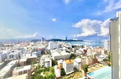 Pattaya Bay Apartment | The Base Central PATTAYA Long Balcony King-Bed with Infinity Pool & Free Netflix
