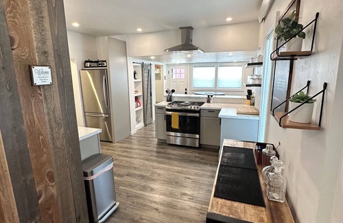 Sturgis House | The Basecamp - all you need in one cute house! NO cleaning fee!