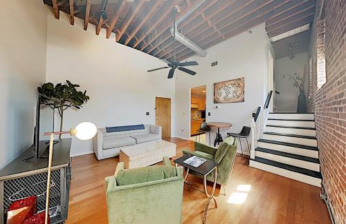 Historic District - North Apartment | The Basecamp
