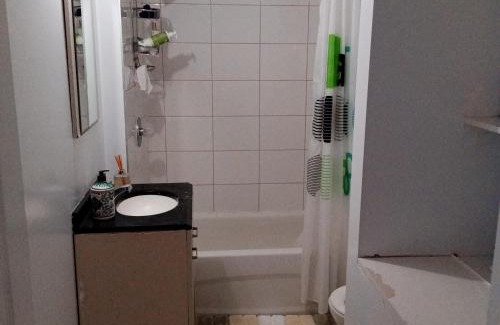Ledbury - Heron Gate - Ridgemont - Elmwood Bed & Breakfast | The Basement by the side door guest house