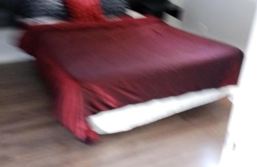Ledbury - Heron Gate - Ridgemont - Elmwood Bed & Breakfast | The Basement by the side door guest house