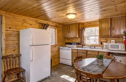 Brill Cabin | The Bass at Lincolnwood Resort