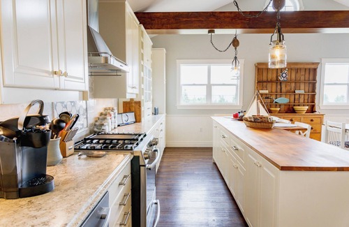 Malpeque House | The Basset Beach House