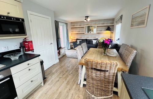 Filey Cottage | The Bay Filey two adjacent 3 bed cottages sleeps 12 dog friendly, pool beach pub
