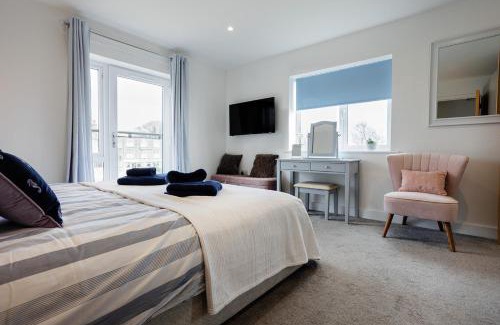 Sandown Apartment | The Bay