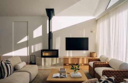 Opossum Bay House | The Bay House - Luxury house in Opossum Bay with fire pit and pizza oven