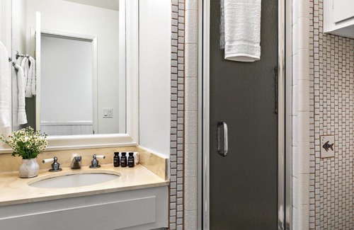 Central Mission Beach Apartment | The Bay View Units by AvantStay