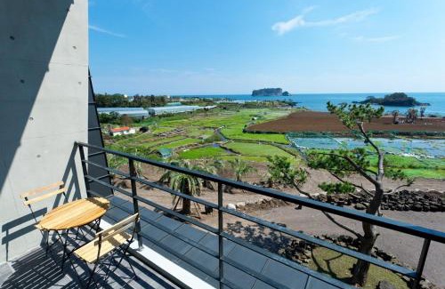 Gangjeong-dong House | The BB's Jeju Resort