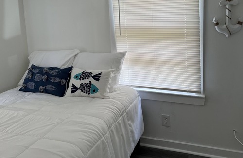 Wilmington Cottage | The Beach Bungalow! Newly Renovated. Minutes from WB.