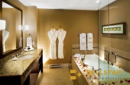 Regional District of Nanaimo Hotel | THE Beach Club Resort
