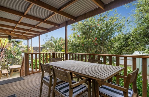 Separation Creek Cottage | The Beach Cottage - Cottage by the sea for you and your pets